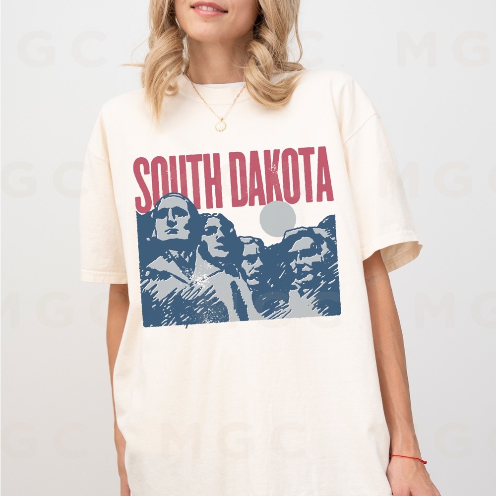 🚨 SALE 🚨 South Dakota Comfort Colors Graphic Tee